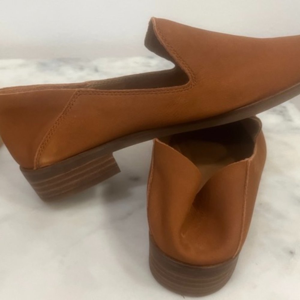 NIB Lucky Brand Convertible Loafers